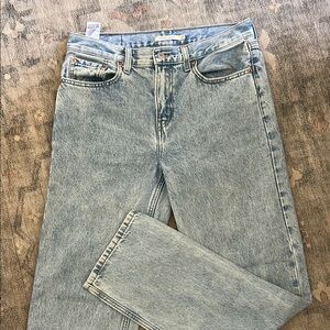 Levi low pro straight leg light wash